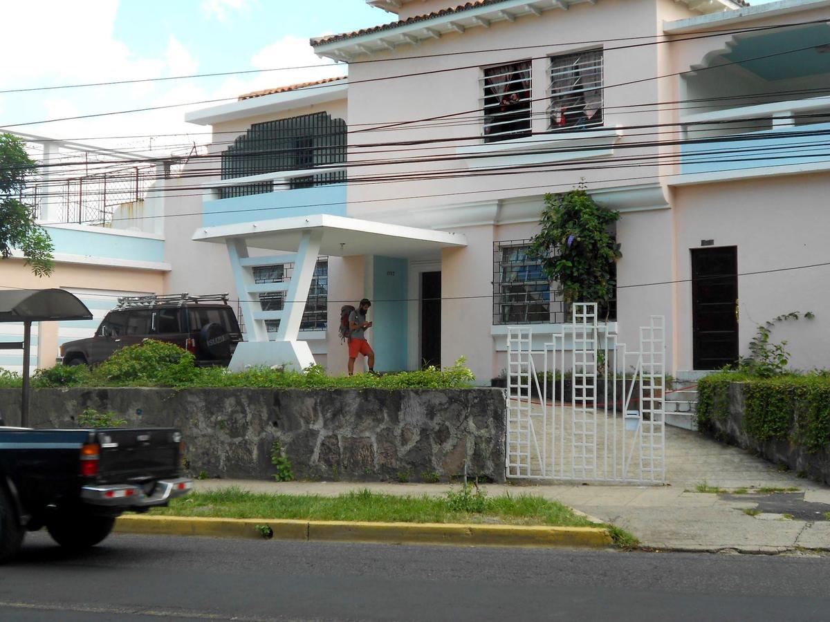 Hostal Cumbres Del Volcan Flor Blanca ซานซัลวาดอร์ ภายนอก รูปภาพ